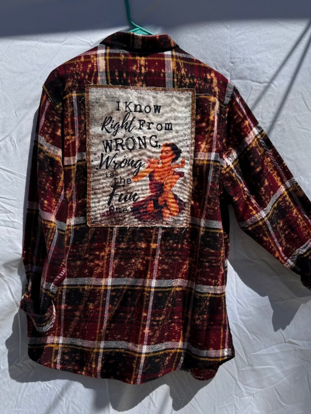 Angry Minnow Flannel Size Large